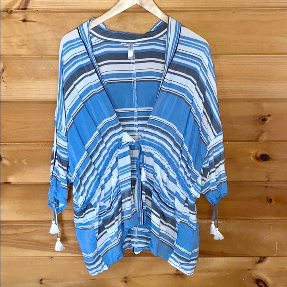 GAPbody blue stripe waist tie cover up / robe
